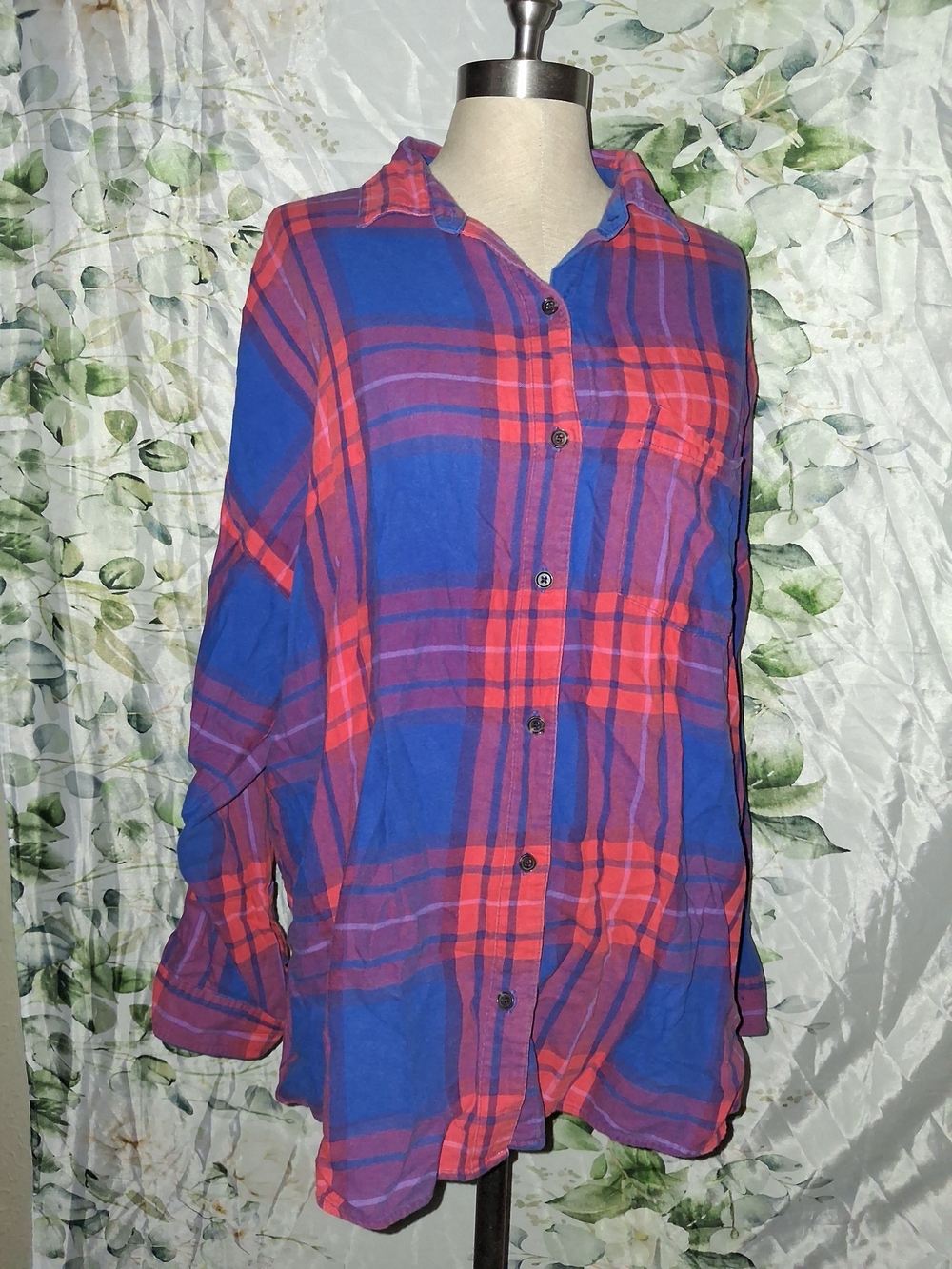 5For$12 Old Navy Plaid Button-Down Shirt